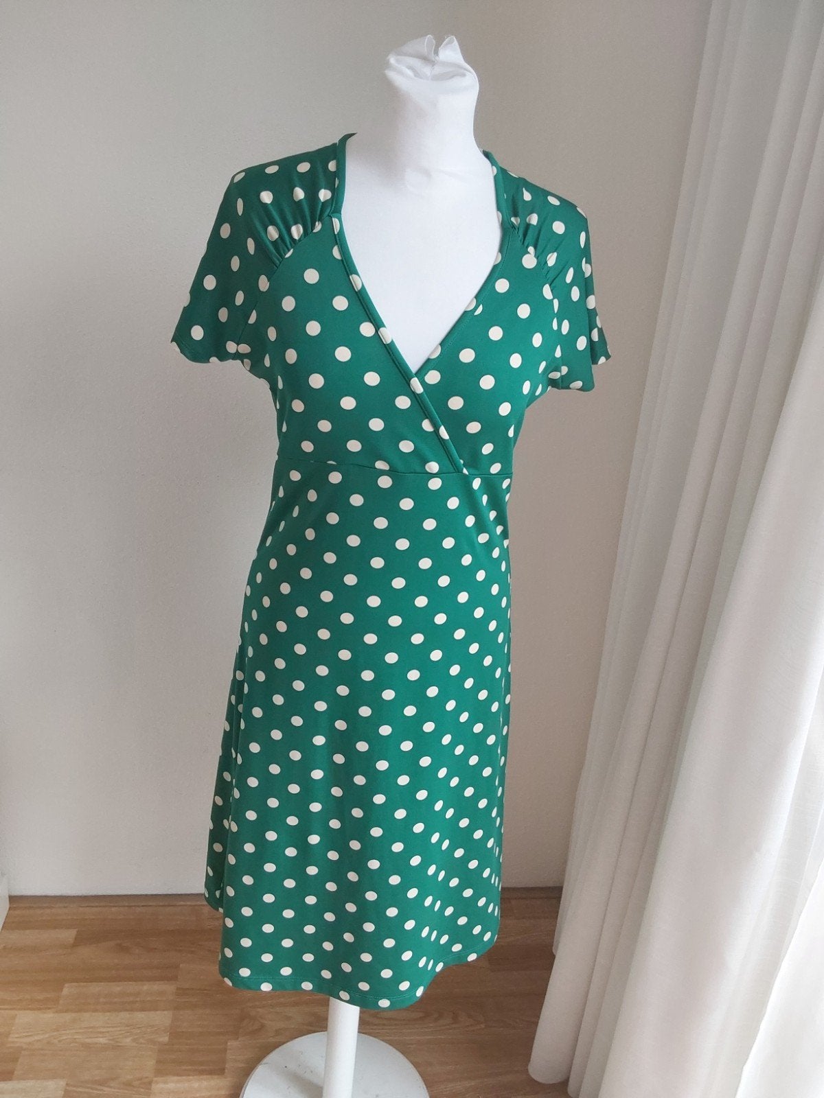Prachtige jurk van King Louie maat M, Kleding | Dames, Jurken, Maat 38/40 (M), Ophalen of Verzenden, Zo goed als nieuw, King Louie