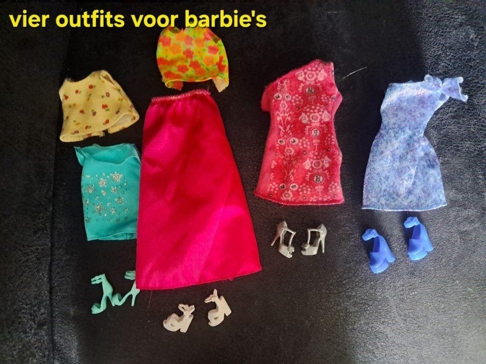 outfits voor barbies, Ophalen of Verzenden, Zo goed als nieuw, Barbie