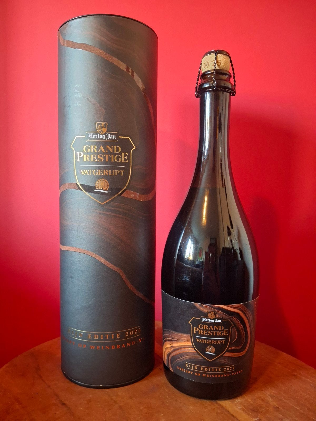 Hertog Jan Grand Prestige Vatgerijpt 2025 - Weinbrand, Verzamelen, Biermerken, Ophalen of Verzenden, Nieuw, Flesje(s), Hertog Jan