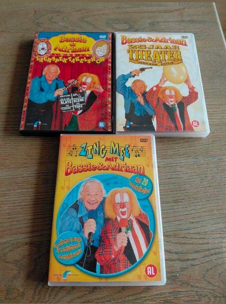 Zing mee met Bassie en Adriaan + 2 LIVE dvd's Theater., Gebruikt, Alle leeftijden, Ophalen of Verzenden, Komedie