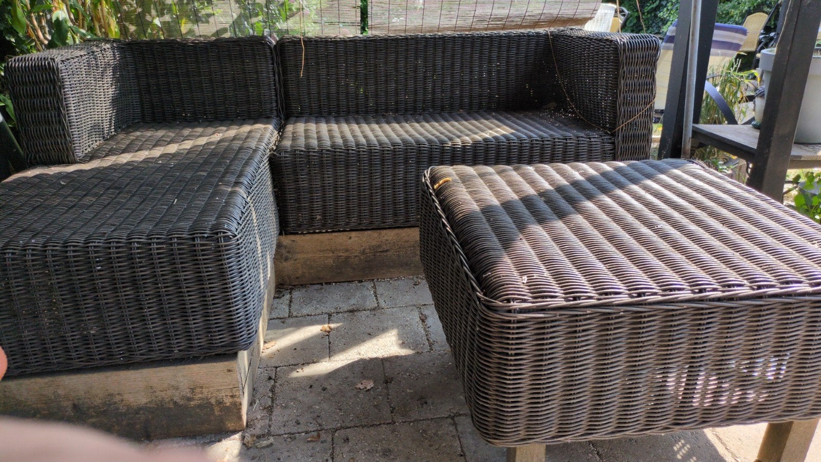 Comfortabele loungeset met hocker - Ideaal voor buiten, Tuin en Terras, Ophalen, Gebruikt, Bank, 3 zitplaatsen