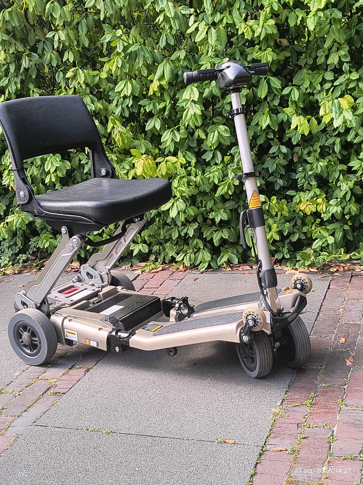 scootmobiel opvouwbaar luggie family, Ophalen, Gebruikt