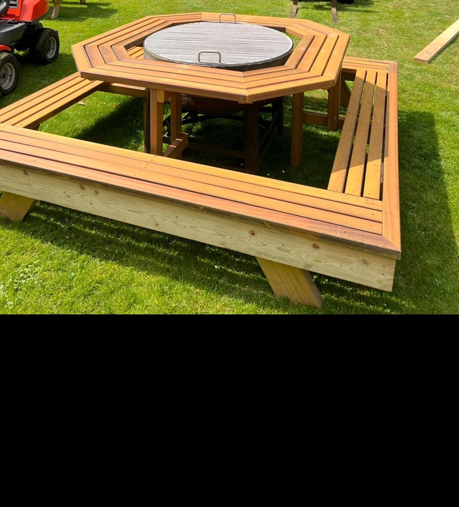 12 persoons tafel met geintegreerde bbq, Ophalen