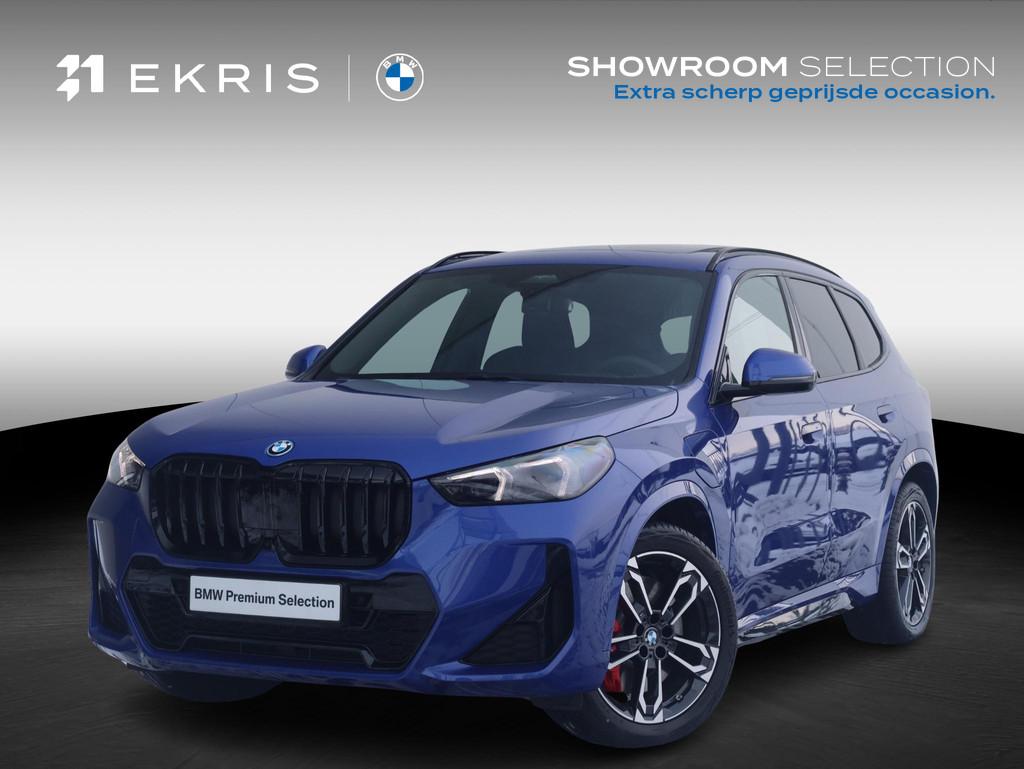 BMW X1 xDrive25e M Sportpakket Pro | Stuurwielrand verwarmd, Stof, Blauw, 105 min, Bedrijf
