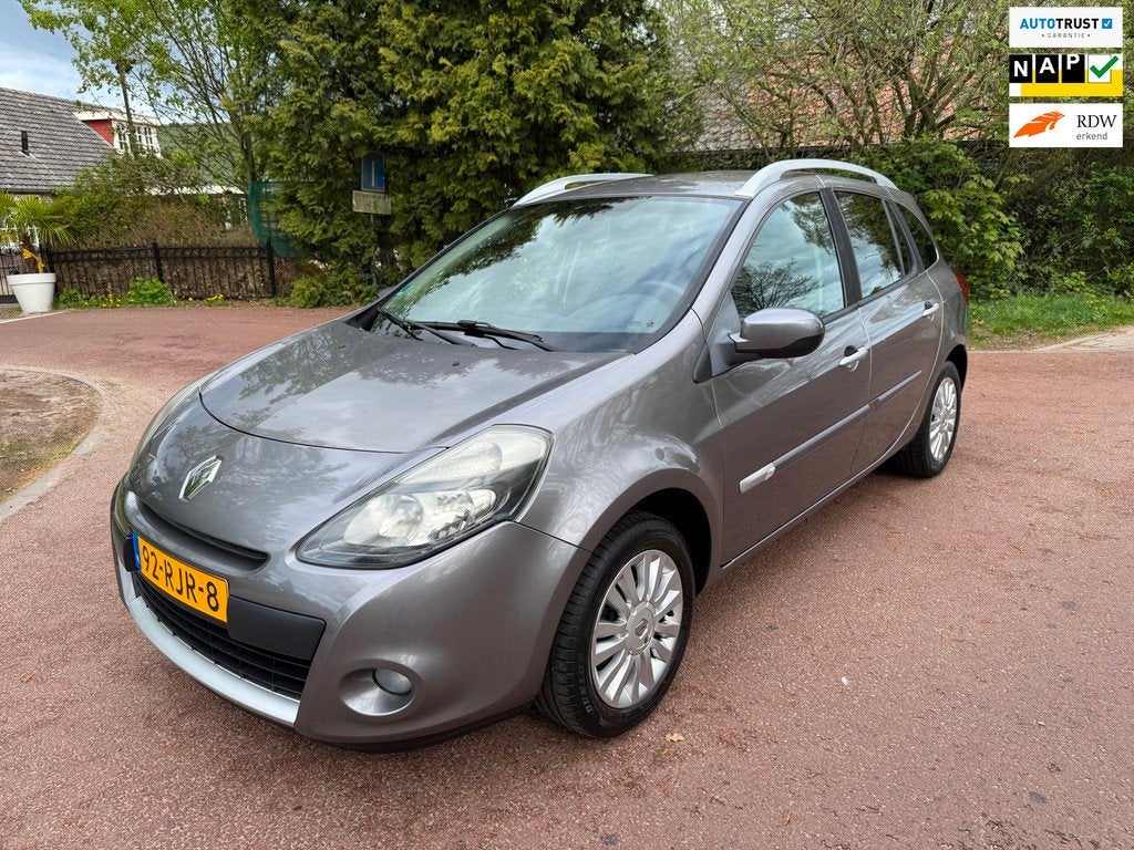 Renault Clio Estate 1.2 TCE Collection Airco / Cruise / Trek, Voorwielaandrijving, Euro 5, 535 kg, Gebruikt