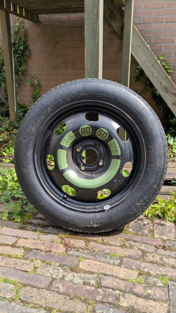 Michelin 125/85 R16 99M Reservewiel (thuiskomer), Ophalen, Gebruikt