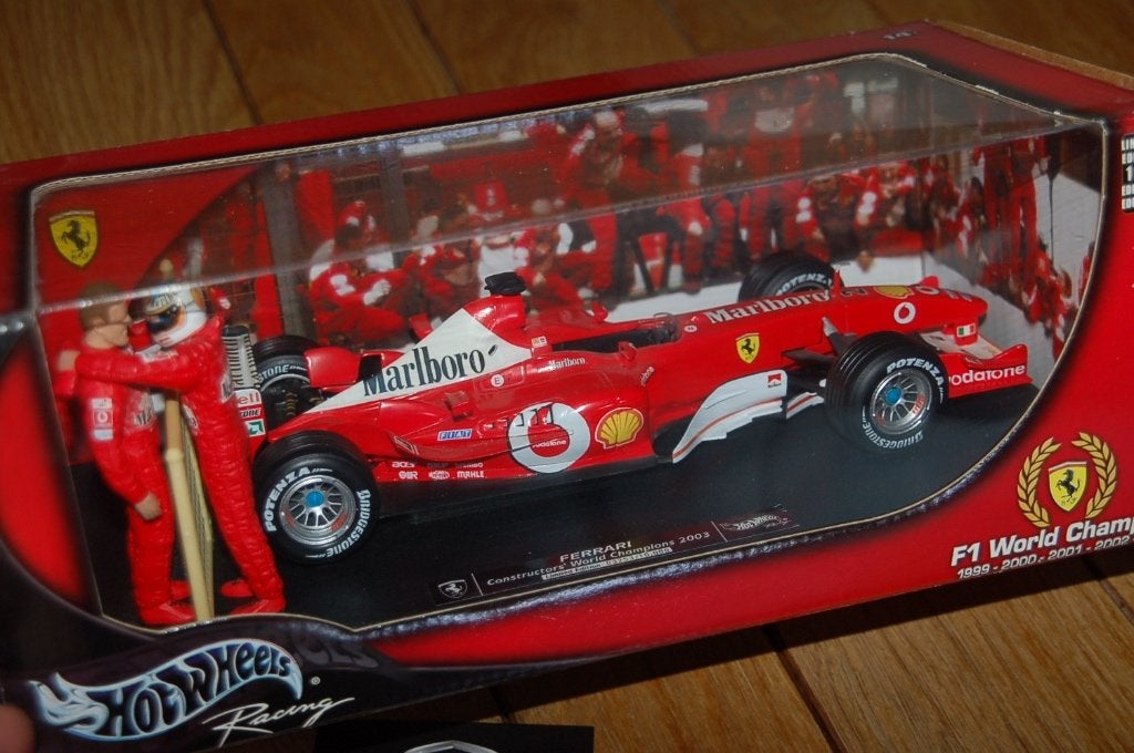 FERRARI F1 2003 CONSTRUCTOR CHAMPION Marlboro Hotwheels WRH, Verzenden, Zo goed als nieuw, Auto, Hot Wheels