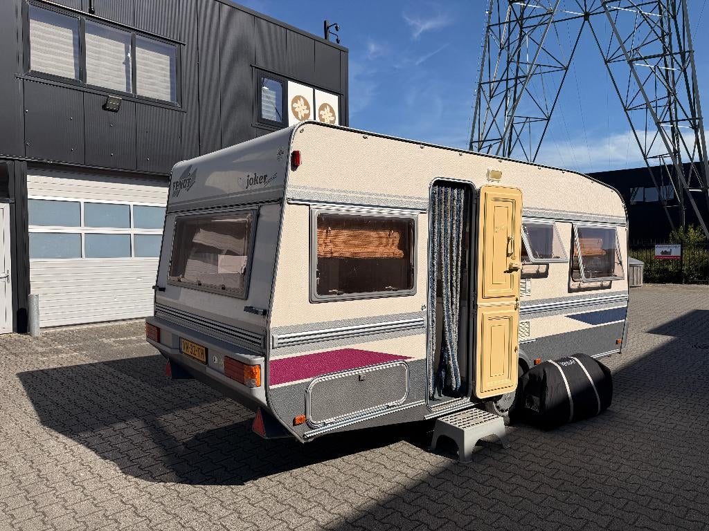 Fendt Joker 470c 1995 - Goed onderhouden en binnen gestald, Rondzit, Particulier, Tot en met 4, 1000 - 1250 kg