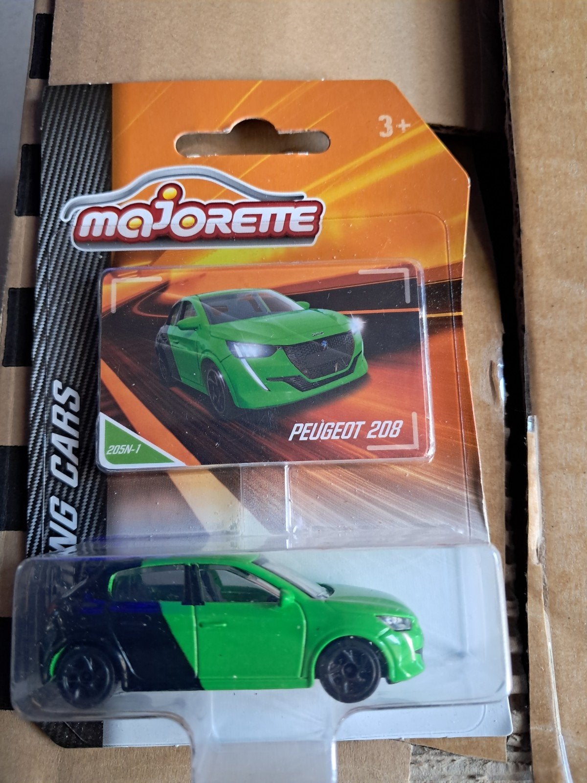 Majorette Peugeot 208 zwart met groen nieuw in verpakking, Hobby en Vrije tijd, Modelauto's | Overige schalen, Ophalen of Verzenden