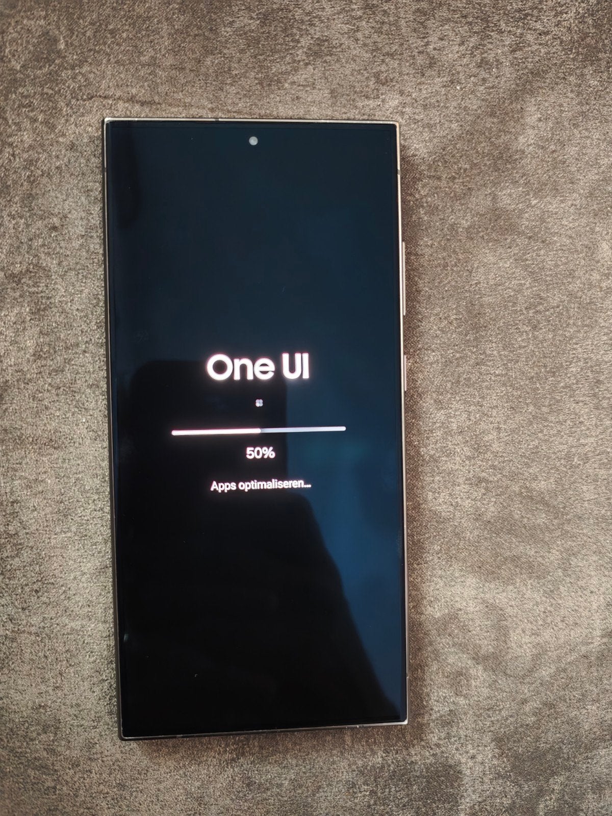 Foto 15 van Samsung Galaxy S24 Ultra 256GB zo goed als nieuw