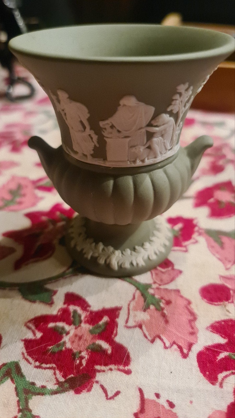 Antieke Wedgwood Jasperware Vaas, Antiek en Kunst, Antiek | Vazen, Ophalen of Verzenden