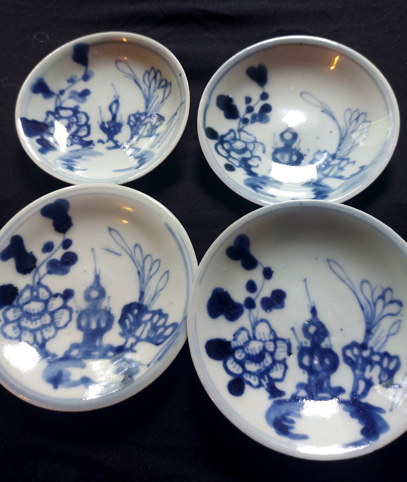 4 Chinese blauw-witte schoteltjes, rond 1850, Ophalen of Verzenden