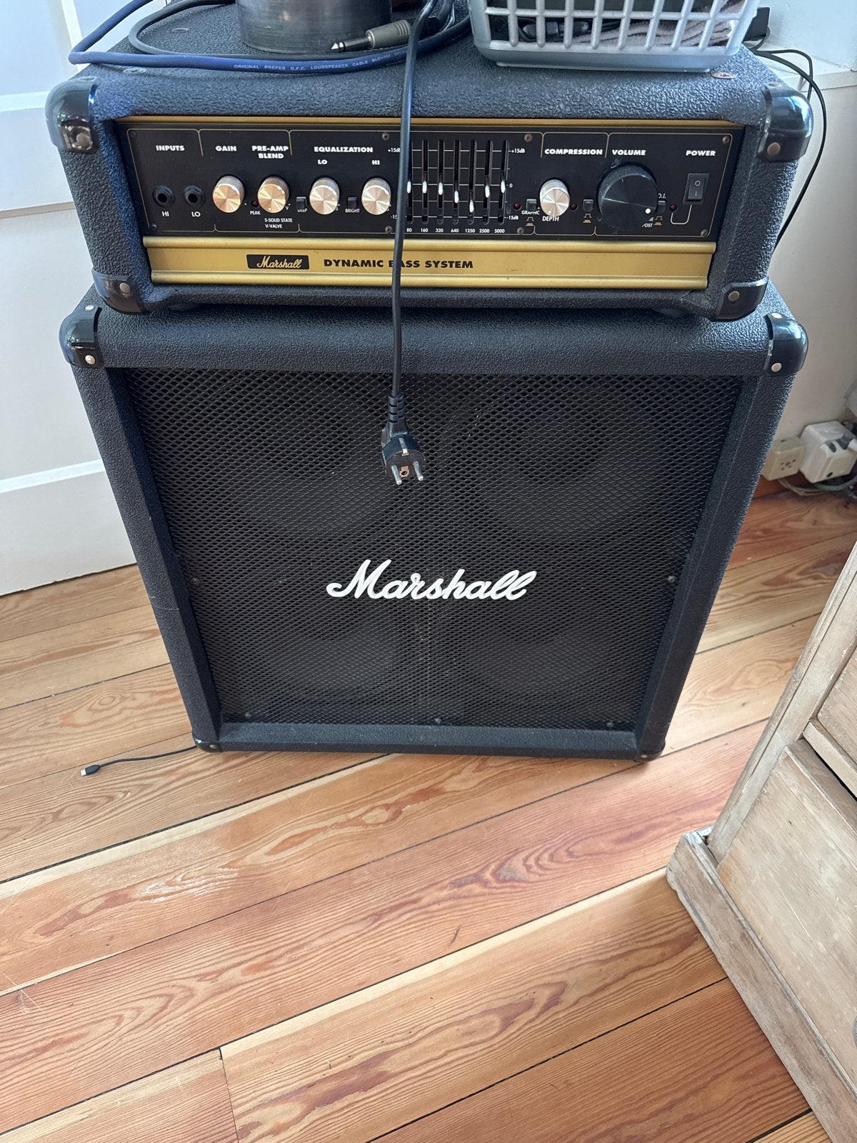 Marshall versterker 7200 + cabinet 7041, Muziek en Instrumenten, Versterkers | Bas en Gitaar, Ophalen, Gebruikt, Basgitaar, 100 watt of meer