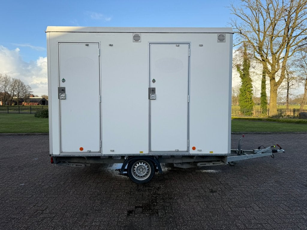 Scanvogn toiletwagen 1-1-1-1 | 4 aparte toiletten, Hobby en Vrije tijd, Ophalen of Verzenden, Gebruikt, Overige