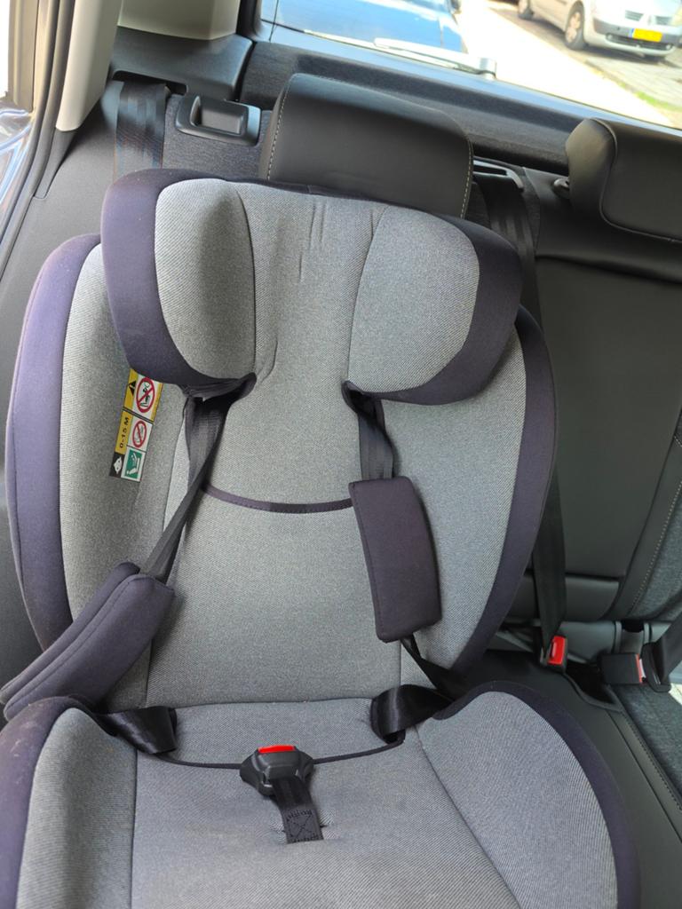 360 graden draaibare autostoel Groep 1/2/3, Kinderen en Baby's, Autostoeltjes, Autogordel of Isofix, Gebruikt, Verstelbare rugleuning