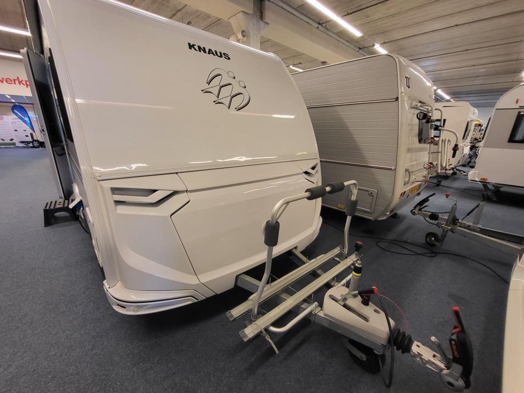 Knaus Sport 450 FU; nieuwstaat, Schokbreker, Rondzit, Bedrijf, Overige typen
