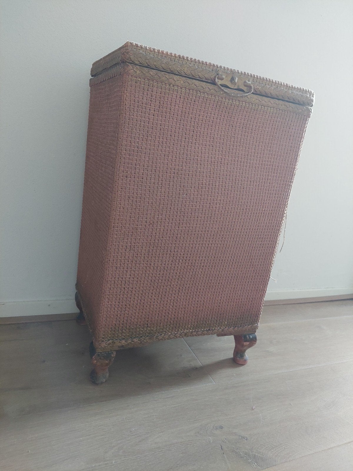 Rieten Loyd Loom Kastje Oud-Roze met Goud, Ophalen of Verzenden