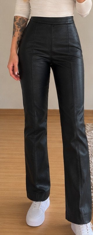 Zara Zwarte Faux Leren Broek Maat M, Maat 38/40 (M), Ophalen of Verzenden, Zo goed als nieuw, Lang