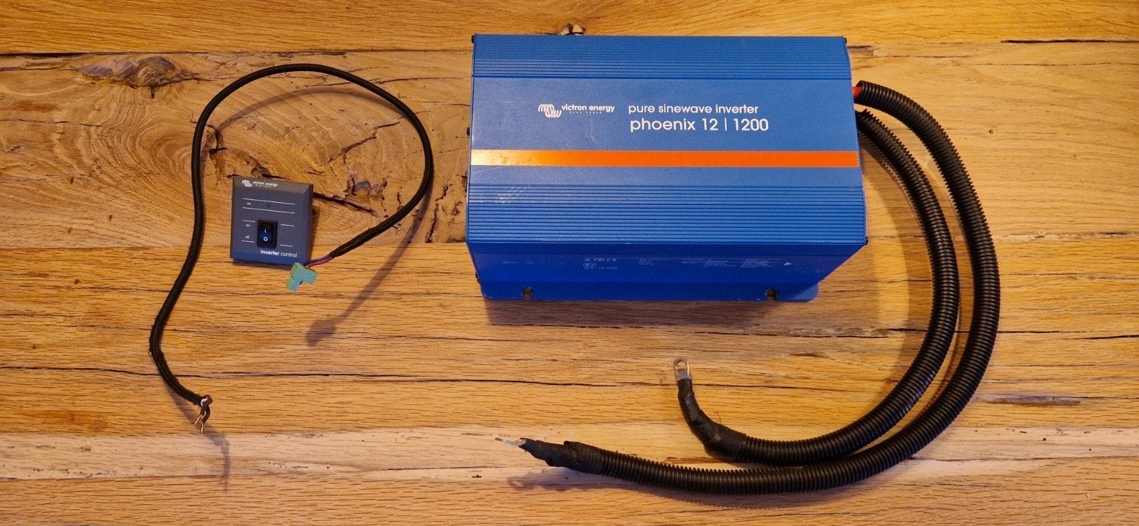 Victron Phoenix Omvormer 12V 1200W incl. Schakelaar, Ophalen of Verzenden