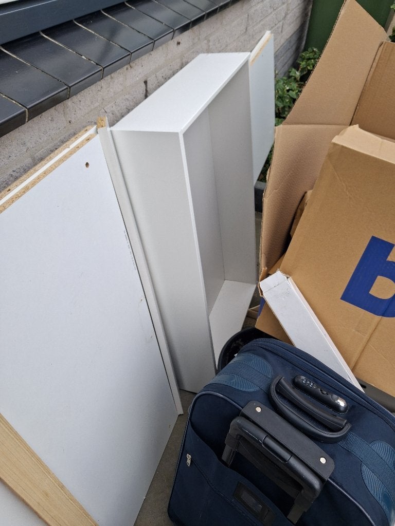 gratis  witte lade  en  2 zijwanden  voor een Ikea pax kast, Huis en Inrichting, Kasten | Kledingkasten, Ophalen, Met plank(en)