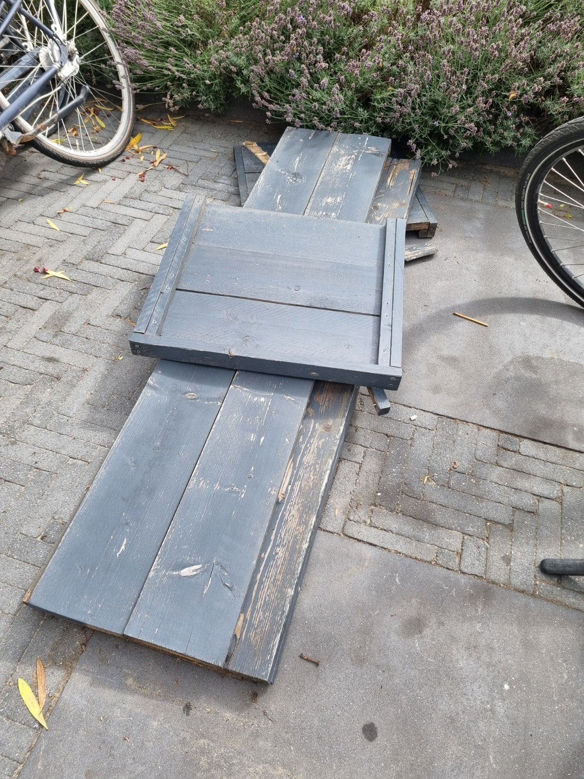 Oud tuinhout, Ophalen, Gebruikt, Hout