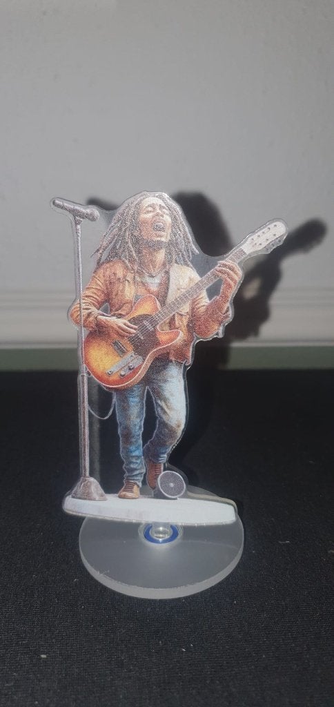 Bob Marley Gitaar Speler Acryl Figuur, Verzamelen, Muziek, Artiesten en Beroemdheden, Ophalen of Verzenden, Nieuw, Pop, Beeldje of Miniatuur