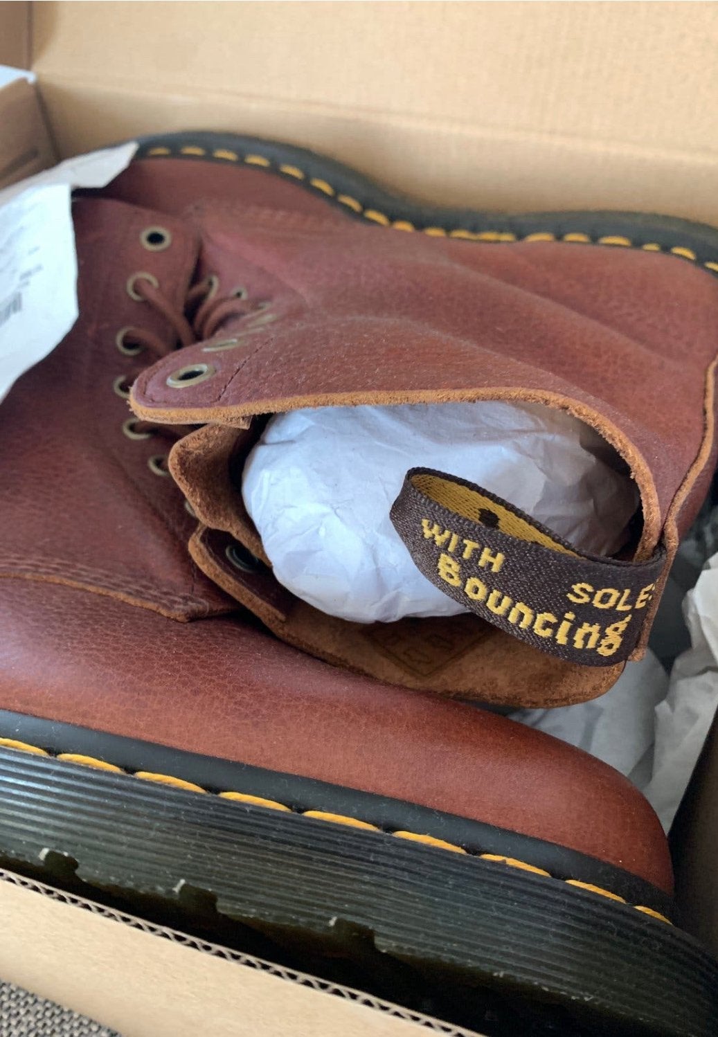 Nieuwe Dr. Martens !  Verkeerde maat gekocht. Maat 42, Ophalen, Nieuw, Bruin, Boots