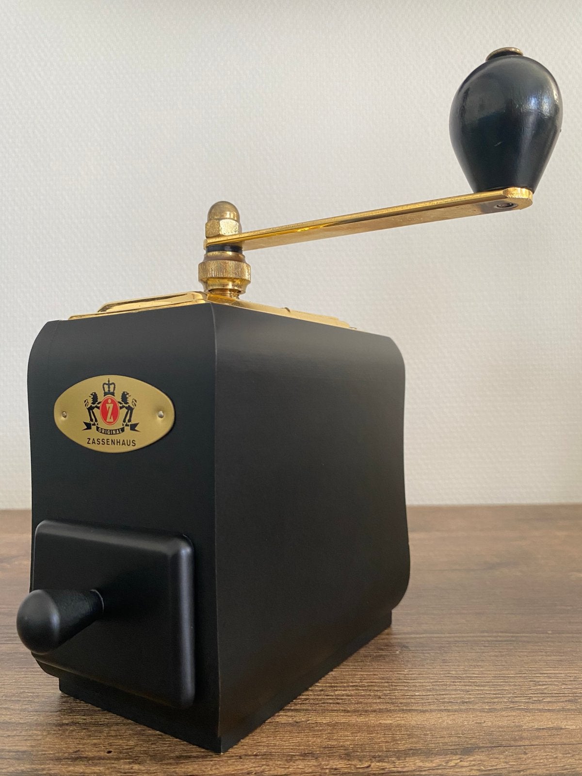 Zassenhaus - Koffiemolen Santiago 150 Gold!, Huis en Inrichting, Keuken | Keukenbenodigdheden, Overige typen, Hout, Ophalen of Verzenden