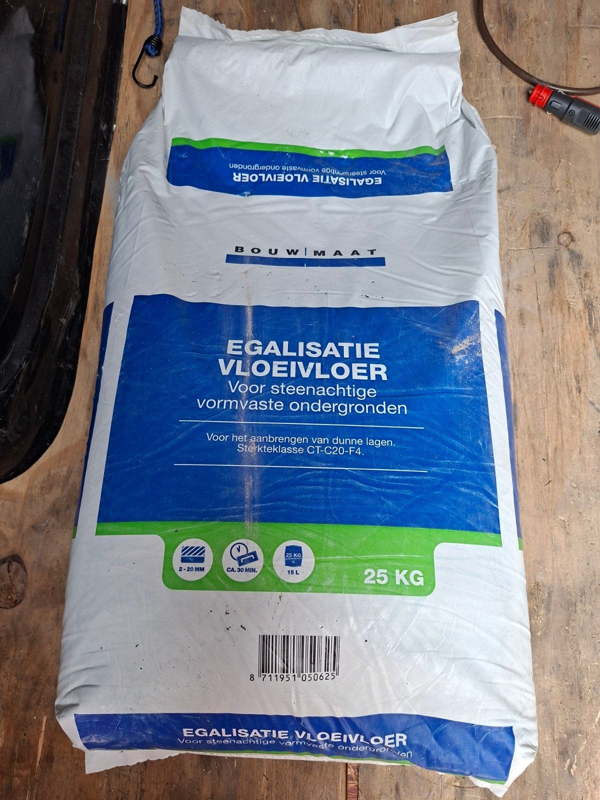 6 zakken Egalisatie Vloeivloer Bouwmaat 25 KG, Doe-het-zelf en Verbouw, Ophalen, Nieuw, Overige materialen, Overige typen