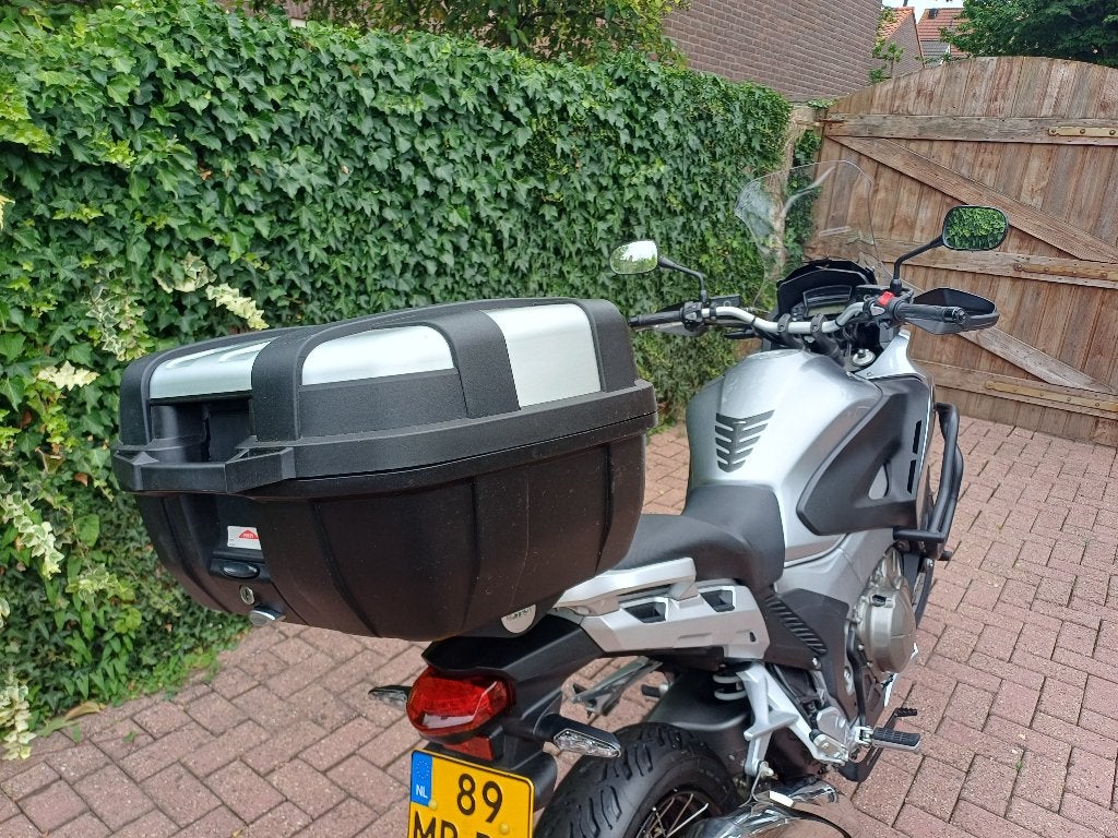 Topkoffer Honda VFR1200X Crosstourer GIVI Trekker Compleet, Motoren, Ophalen, Nieuw