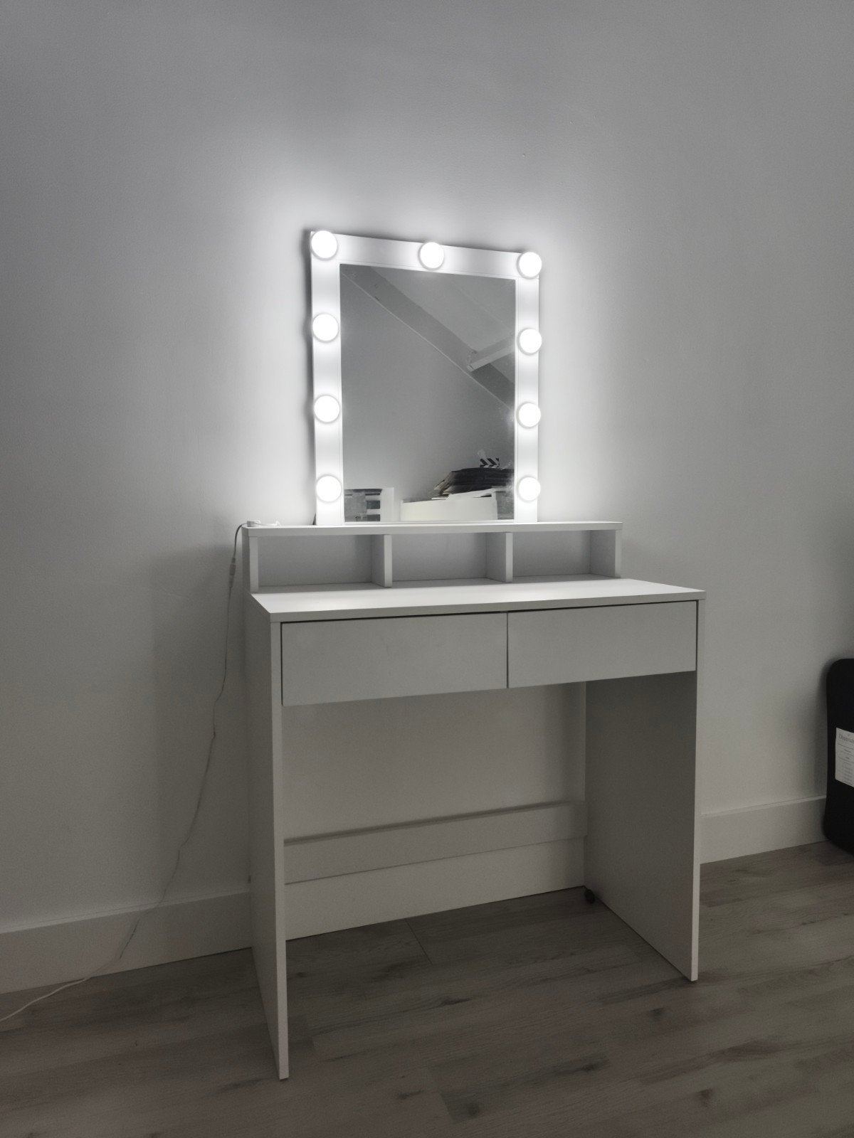 Witte make-up tafel met spiegel en verlichting, 100 tot 150 cm, 100 tot 150 cm, Ophalen of Verzenden, Zo goed als nieuw