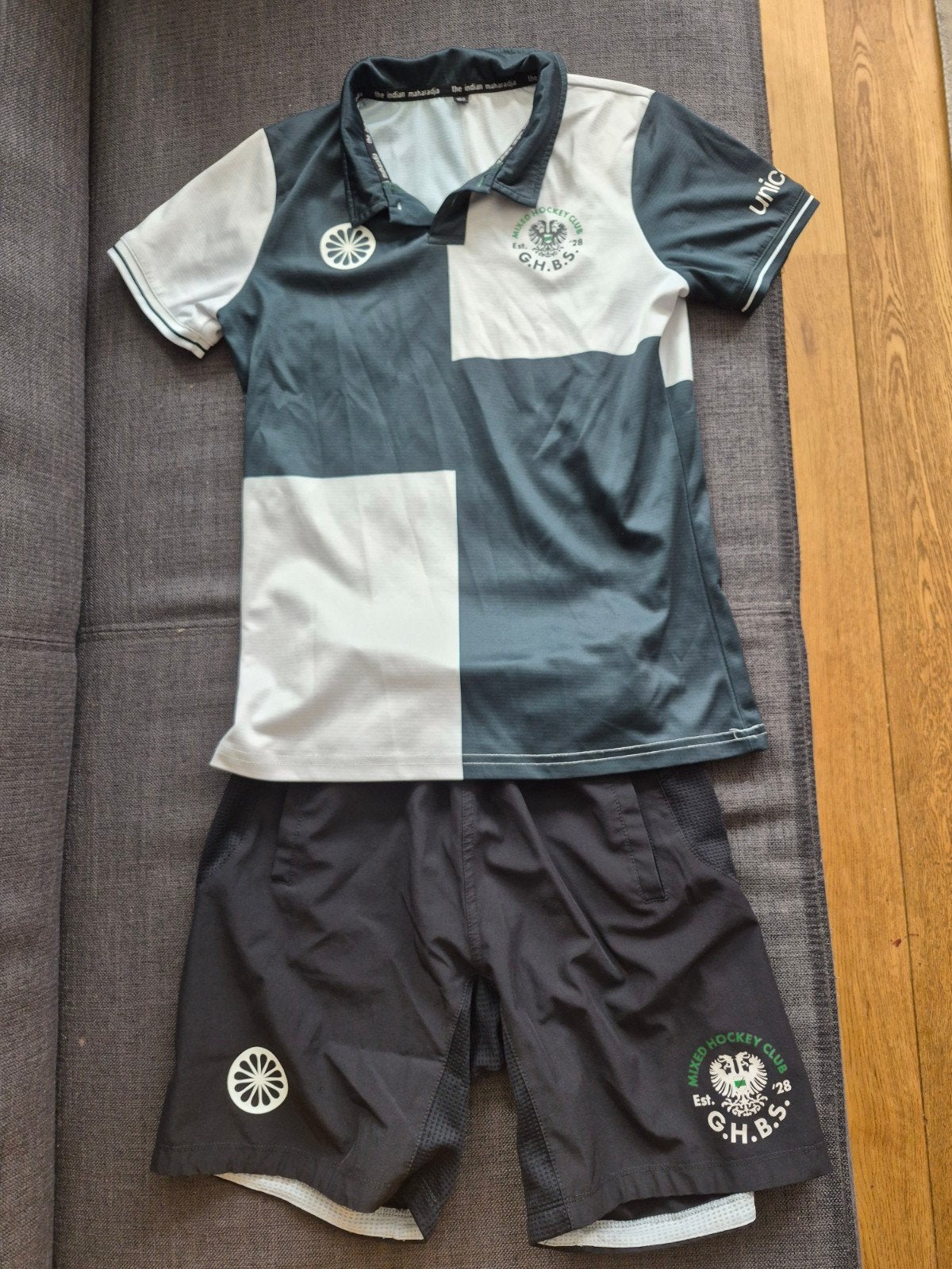 GHBS hockey shirt en broekje maat 152, Ophalen, Kleding