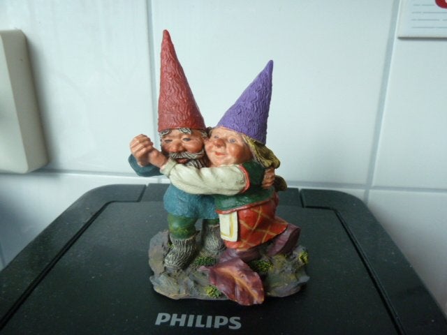 Beeldje Dansende Kabouters Fryda & Fred, Ophalen of Verzenden, Nieuw, Fantasy