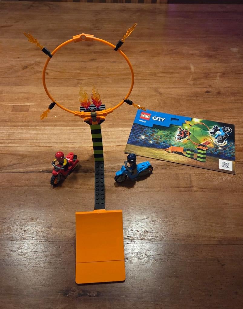LEGO City Stuntz 60299 Stuntcompetitie, Ophalen of Verzenden, Zo goed als nieuw