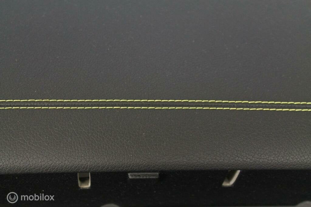 Airbag set Dashboard met geel stiksel Mercedes A klasse W177, Gebruikt, Ophalen of Verzenden