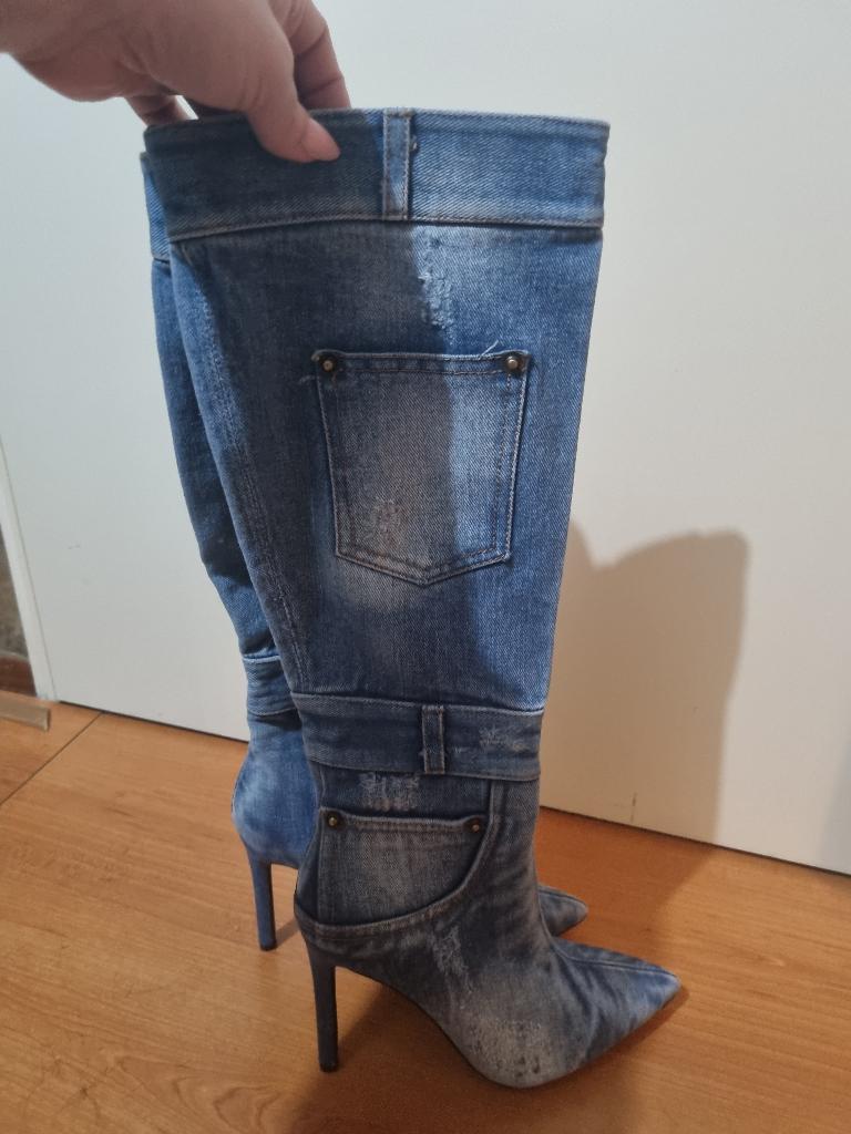 Laarsjes met hak, Kleding | Dames, Schoenen, Ophalen of Verzenden, Zo goed als nieuw, Zwart