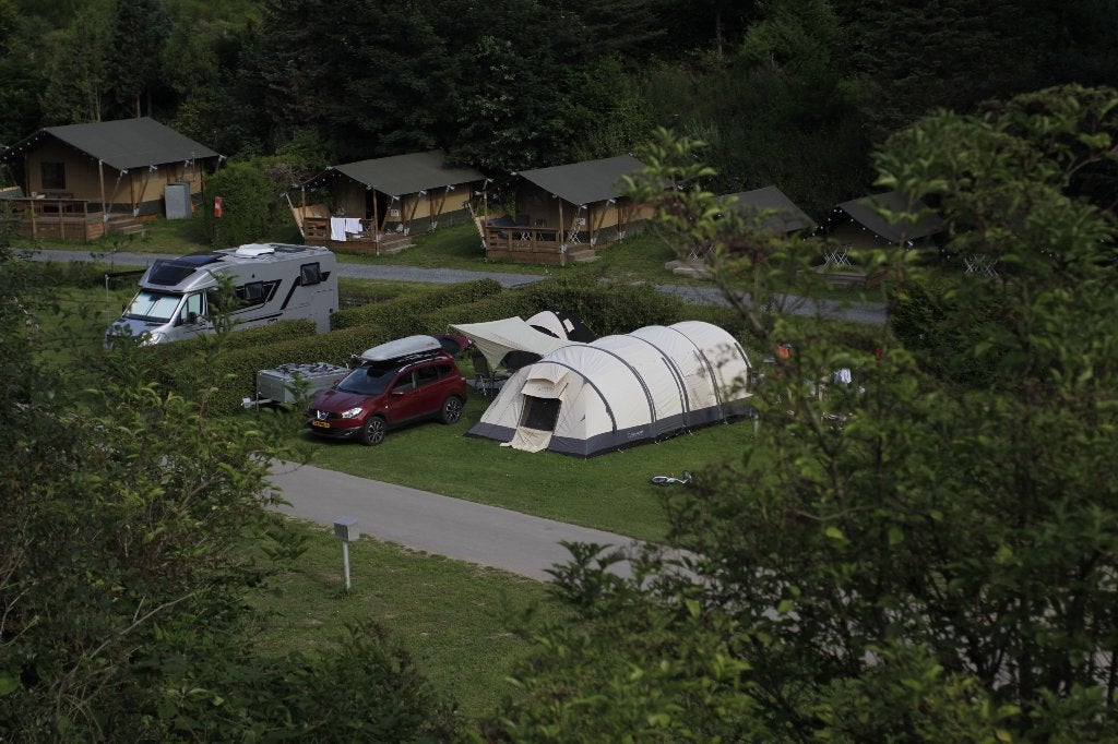 Bardani Airwolf 4000 TC: oppompbare familietent, Ophalen, Zo goed als nieuw, Tot en met 5