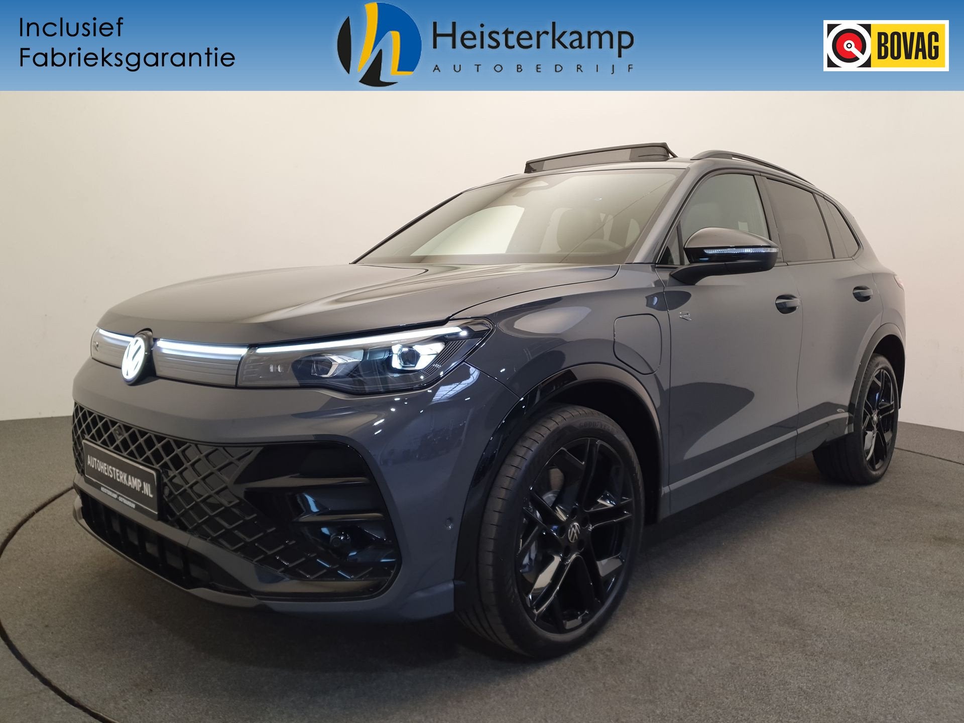 Volkswagen Tiguan 1.5 eHybrid 272pk DSG/AUT R-Line Wegklapba, Auto's, Volkswagen, 12 maanden, 4 cilinders, Nieuw, Hybride Elektrisch/Benzine