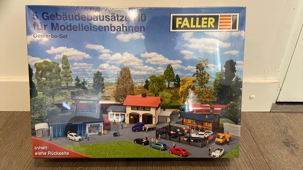 Faller H0 bouwdoos “gewerbe-set” nieuw, compleet, ongebouwd, Hobby en Vrije tijd, Overige merken, Gelijkstroom of Wisselstroom