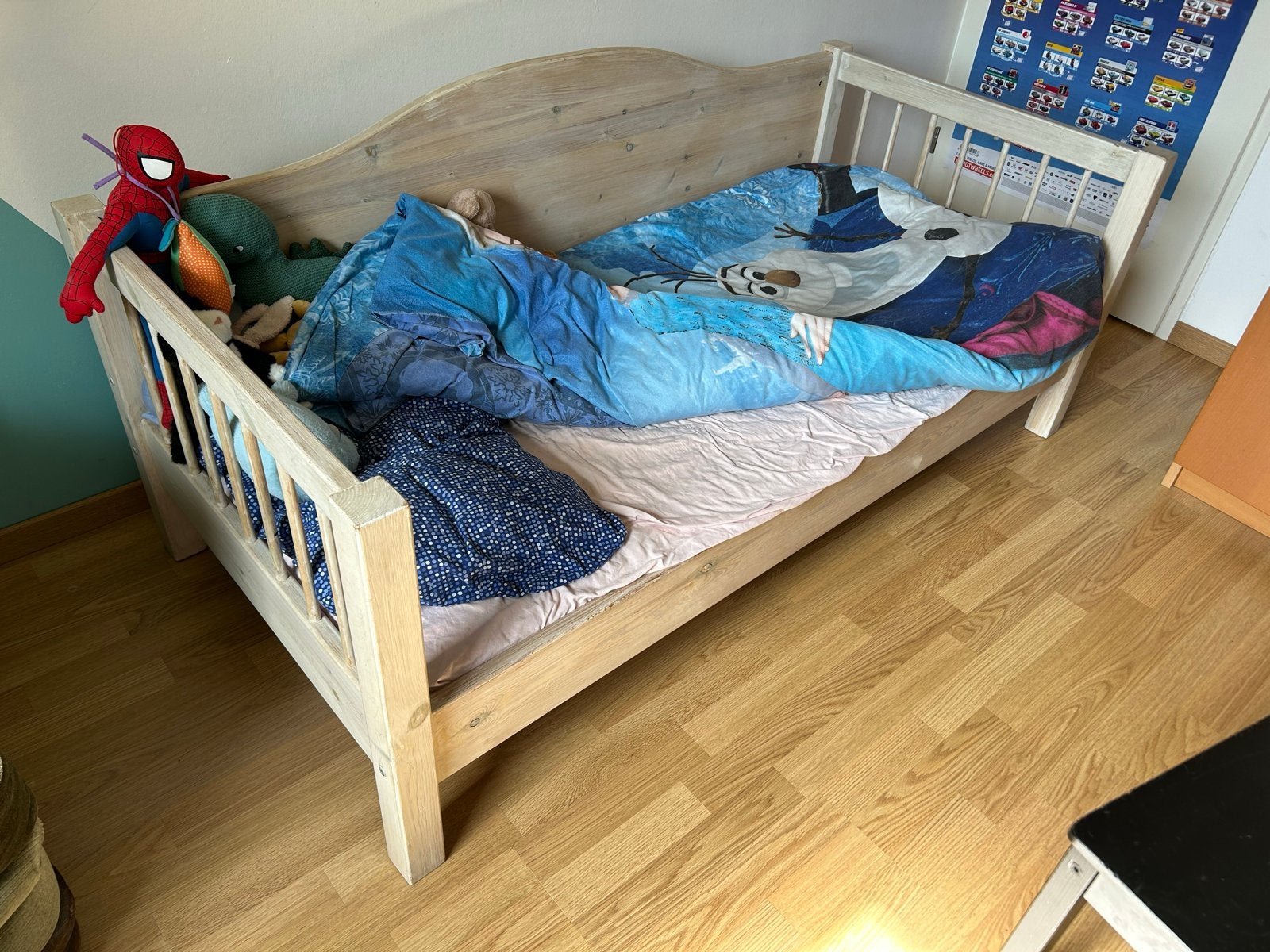 Kinderbed met matras - 116x78 cm, Kinderen en Baby's, Kinderkamer | Bedden, Ophalen, Gebruikt, 70 tot 85 cm, Minder dan 140 cm