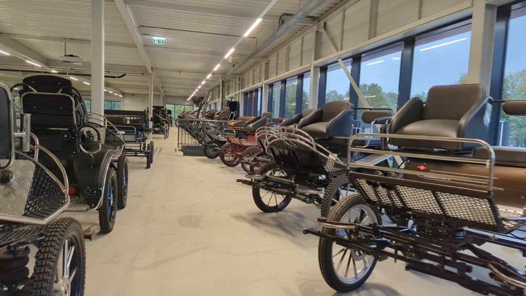 Ruime keus aan marathon en recreatiewagens bij Voskamp Hall, Dieren en Toebehoren, Rijtuigen en Koetsen, Overige typen, Niet ingevuld