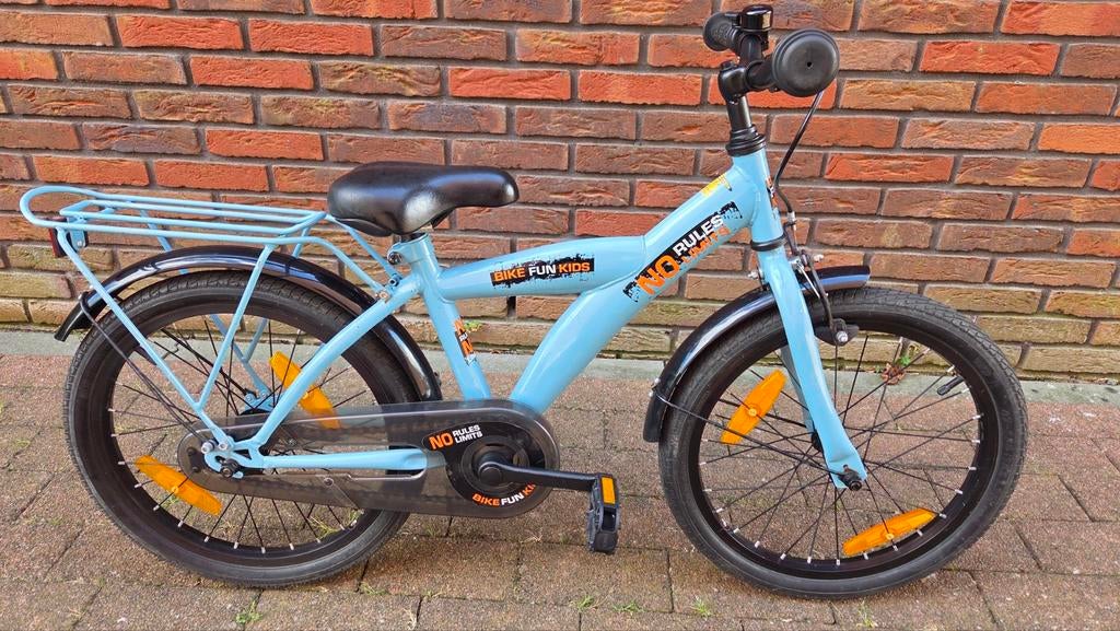 Nette 18 inch Bikefun jongensfiets, Fietsen en Brommers, Fietsen | Kinderfietsjes, Ophalen, Terugtraprem, Bikefun loekie volare batavus