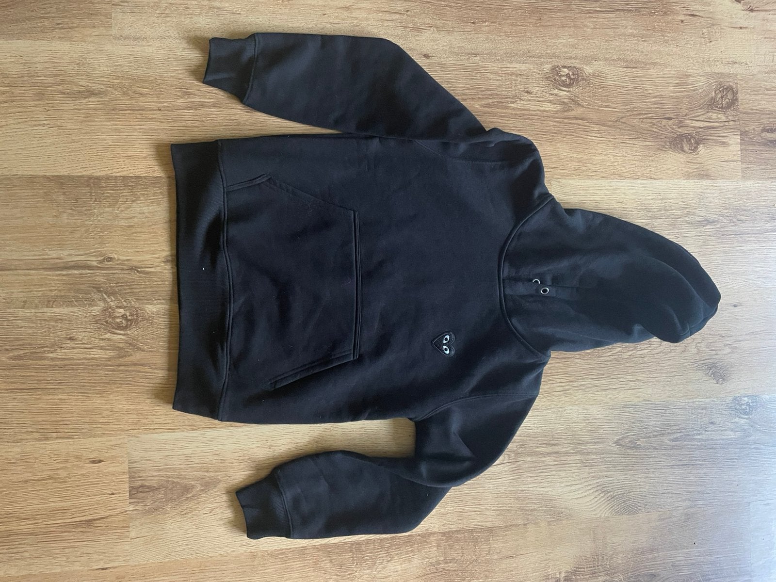 Comme des Garçons PLAY Hoodie Zwart – Maat S, Kleding | Heren, Ophalen of Verzenden, Zo goed als nieuw, Zwart