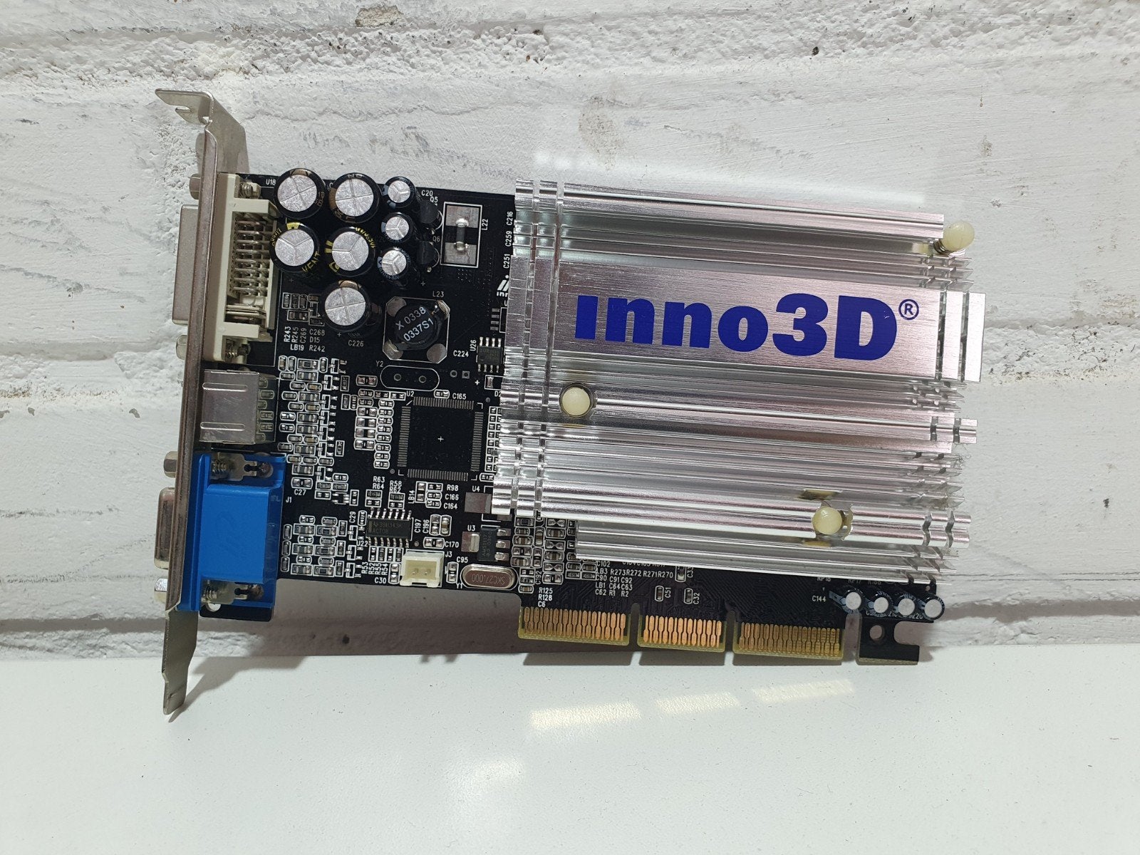 Inno3D GeForce FX 5200 64MB AGP - Retro - Werkt Perfect, ., Ophalen of Verzenden, ., .