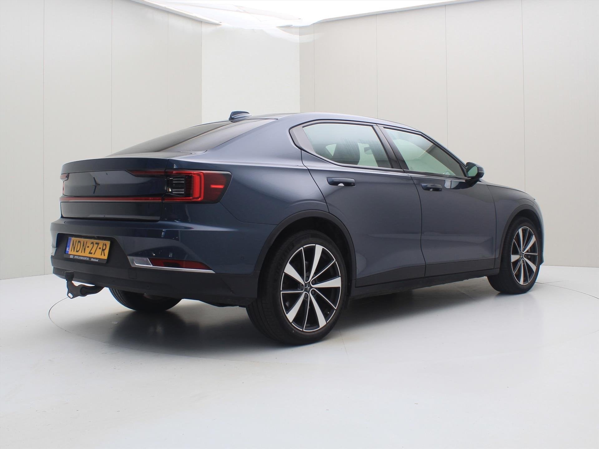 Polestar 2 170kW Long Range Single Motor 231pk Aut 95% SoH [, Auto's, Automaat, Stof, Gebruikt, Zwart