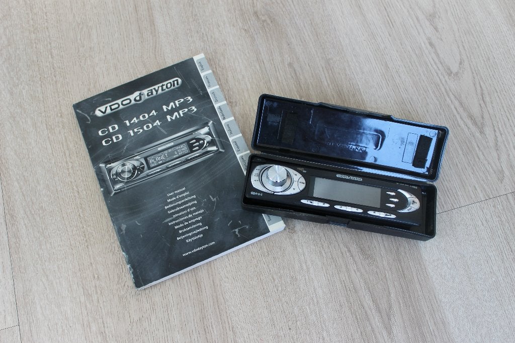 Front autoradio VDO Dayton CD 1404 MP3, Auto diversen, Autoradio's, Ophalen, Gebruikt