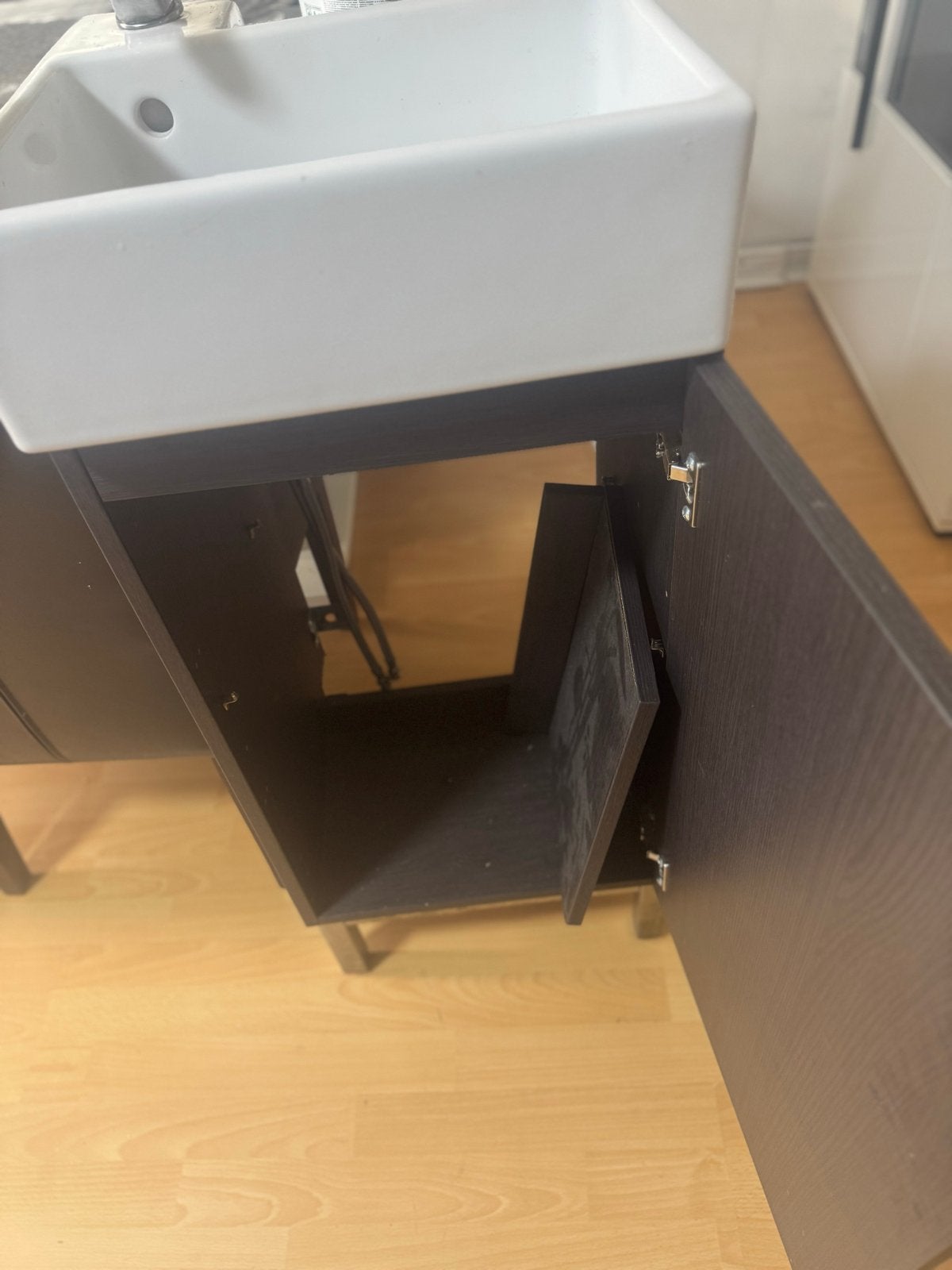 Kleine IKEA badkamermeubel/wastafel met kraan, Minder dan 50 cm, Gebruikt, Ophalen of Verzenden, Minder dan 25 cm