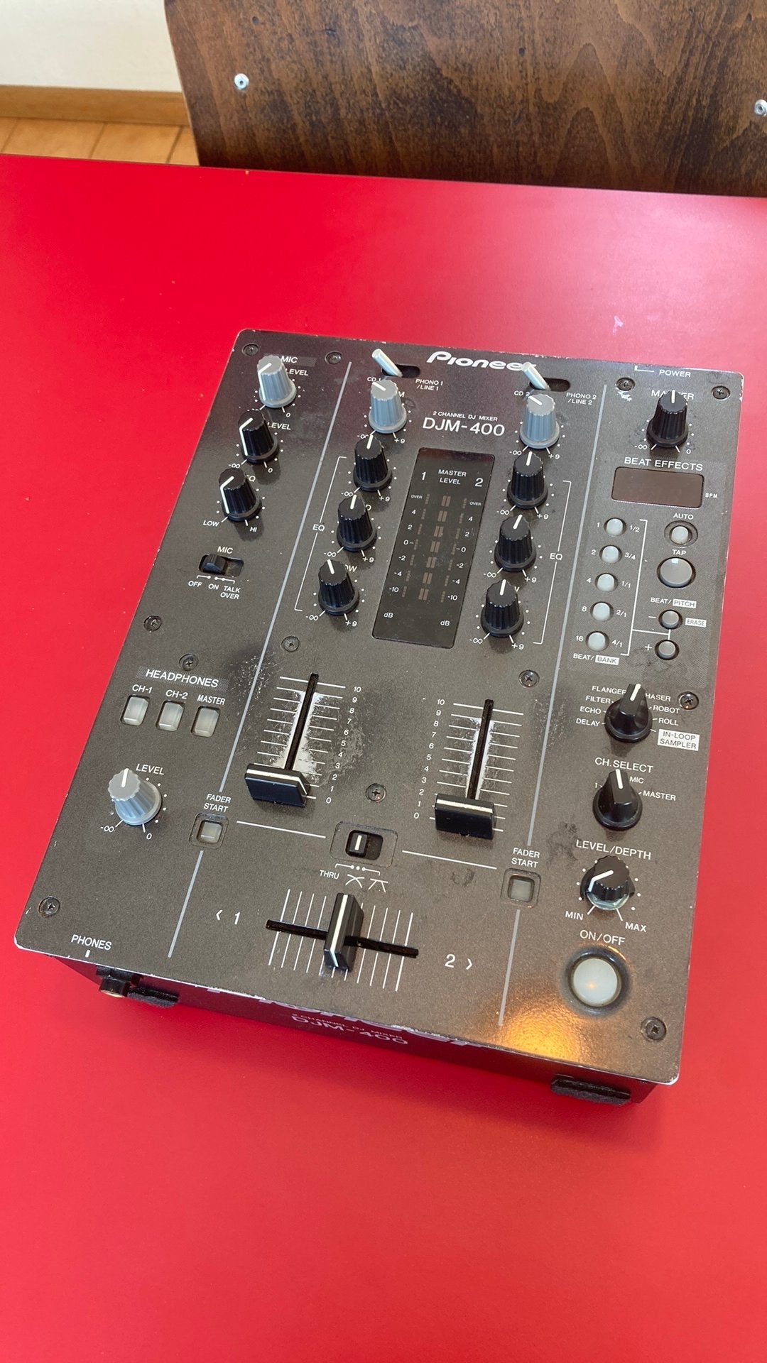 Pioneer DJM-400 2 kanaals DJ mixer, Muziek en Instrumenten, Mengpanelen, Ophalen of Verzenden, Gebruikt, Minder dan 5 kanalen