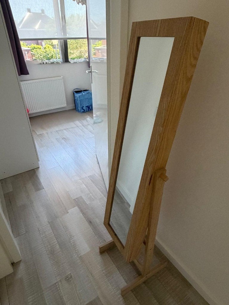 Spiegelkast, Ophalen, Zo goed als nieuw