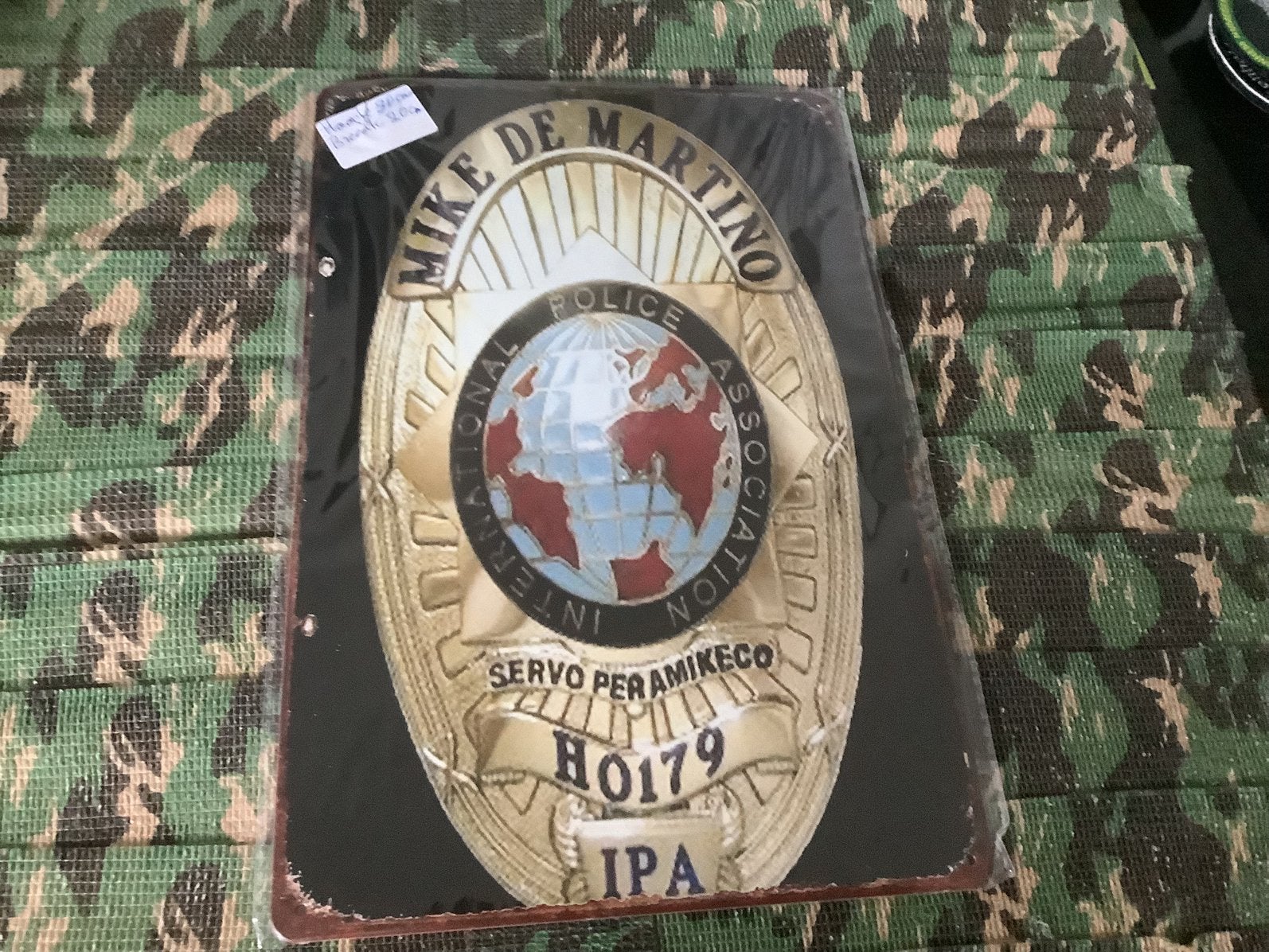 Plaat van aluminium v Internationale police IPA Nl, Ophalen of Verzenden, Marechaussee, Nederland, Embleem of Badge